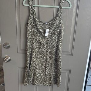 Old Navy Green Floral Mini Dress